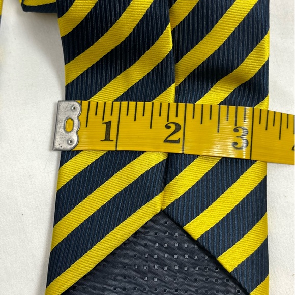 Creazioni Tucci Firenze Silk Tie Yellow & Navy - Picture 2 of 4